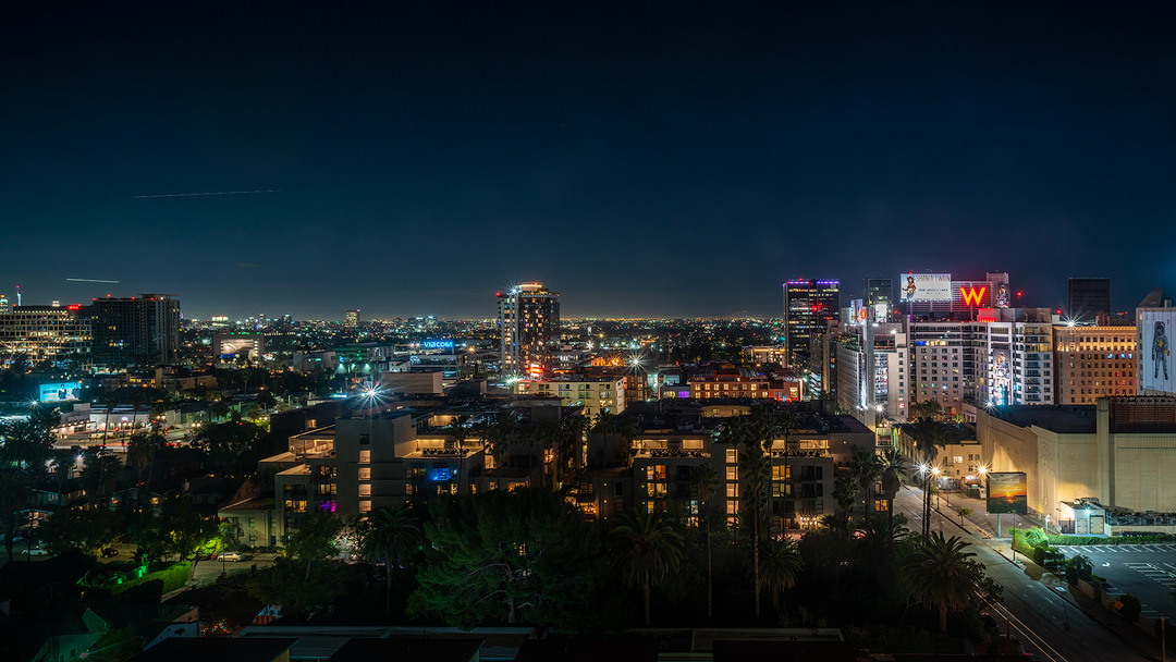 Kimpton Everly Hotel, Room 1007 ‣ In The Viewfinder