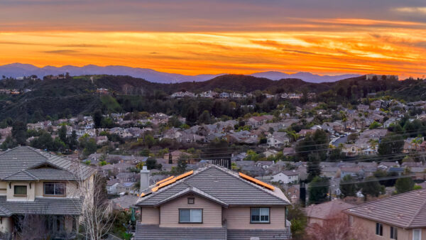 iPhone 17 Pro Sunset