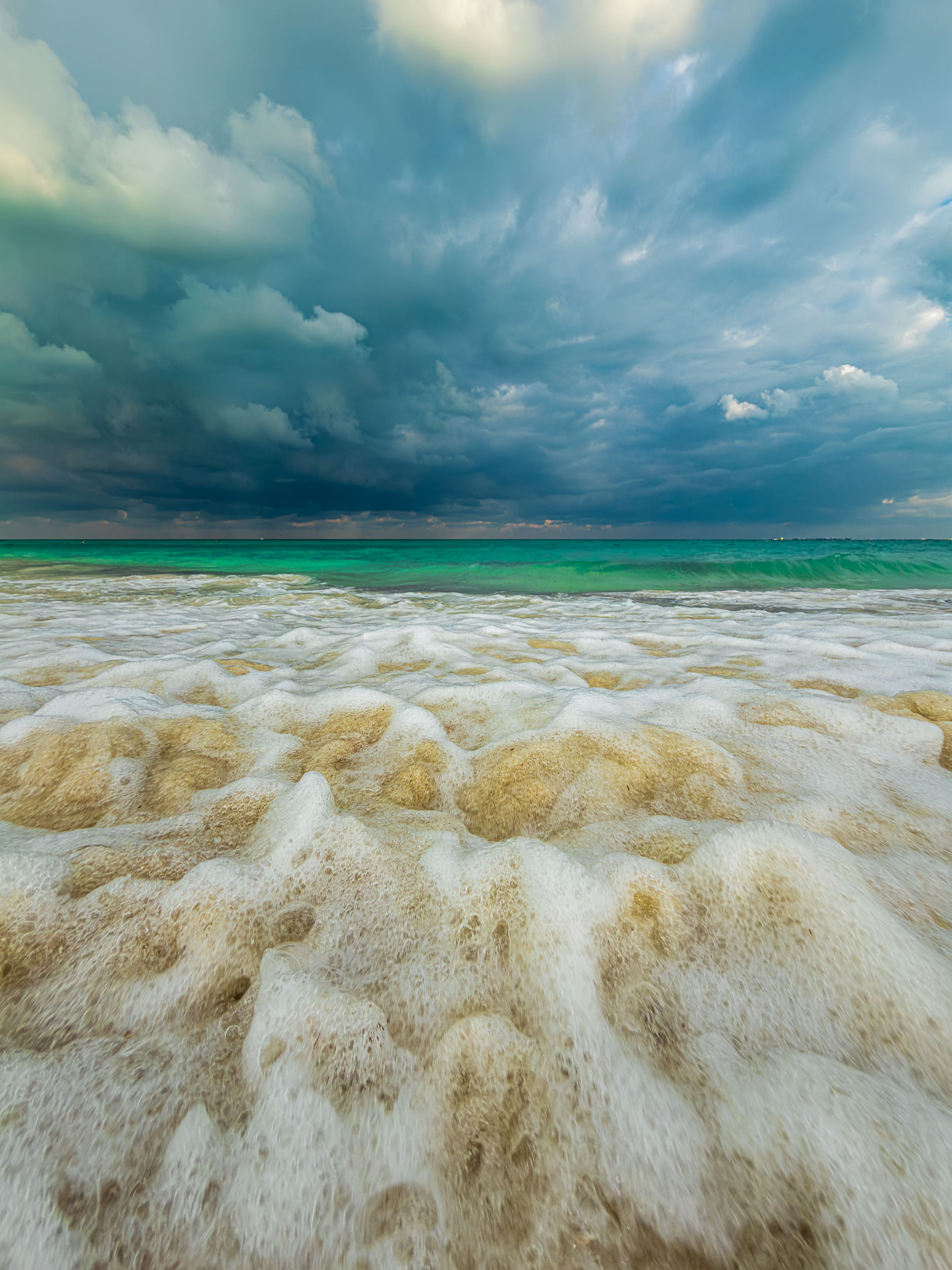 Dramatic Costa Mujeres