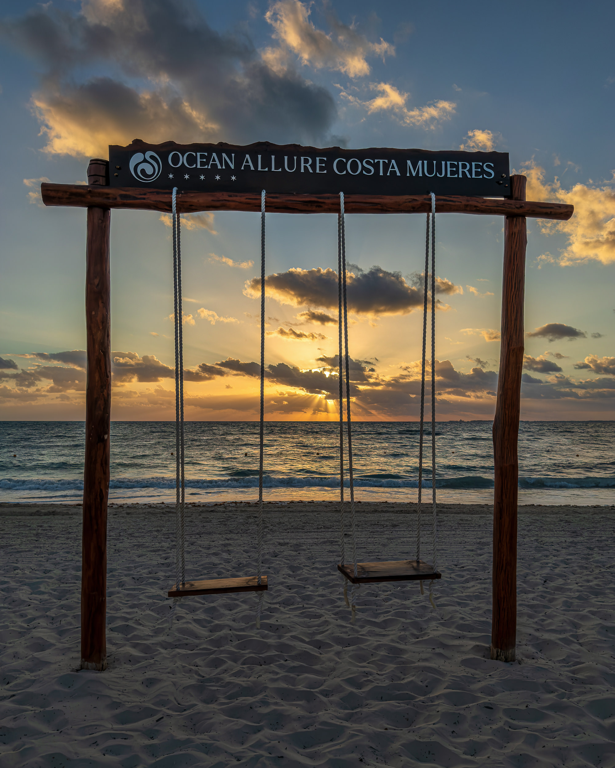 Sunrise In Costa Mujeres 260211