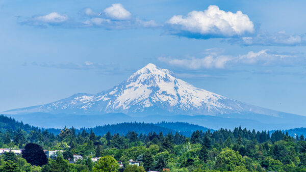 Driving into Vancouver, Washington