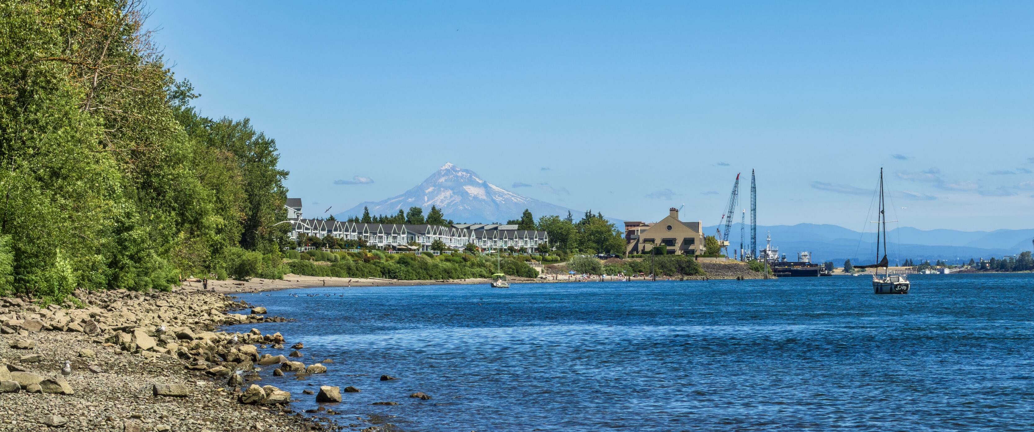 IMG_2835-Edit_3840 ‣ In The Viewfinder Mount Hood From The Beach